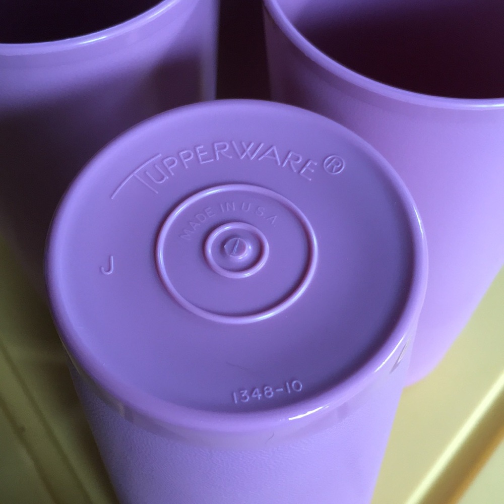 Tupperware cups - Picture 3 of 3